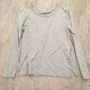 Women’s long sleeve tee